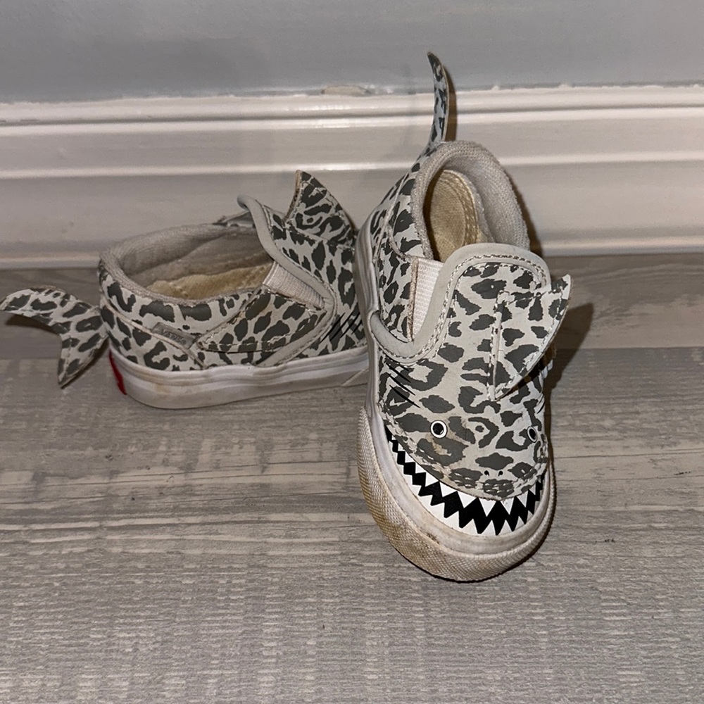 Toddler vans